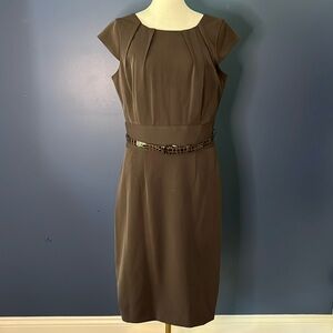 Rafaella sz 10 chocolate brown cap sleeve dress fitted with belt. Lined back zip